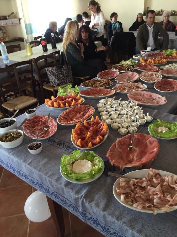 Agriturismo Gennemara B&B Perdaxius Luaran gambar
