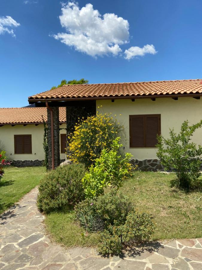 Agriturismo Gennemara B&B Perdaxius Luaran gambar